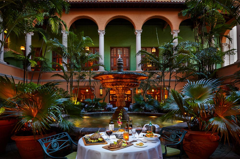 Biltmore Hotel Miami-Coral Gables Dining Fontana Evening