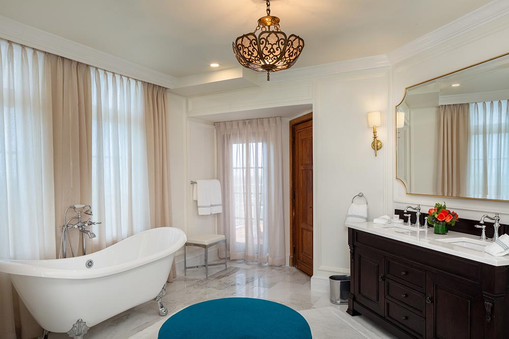 Biltmore Hotel Miami-Coral Gables Presidential Everglades Bath Suite