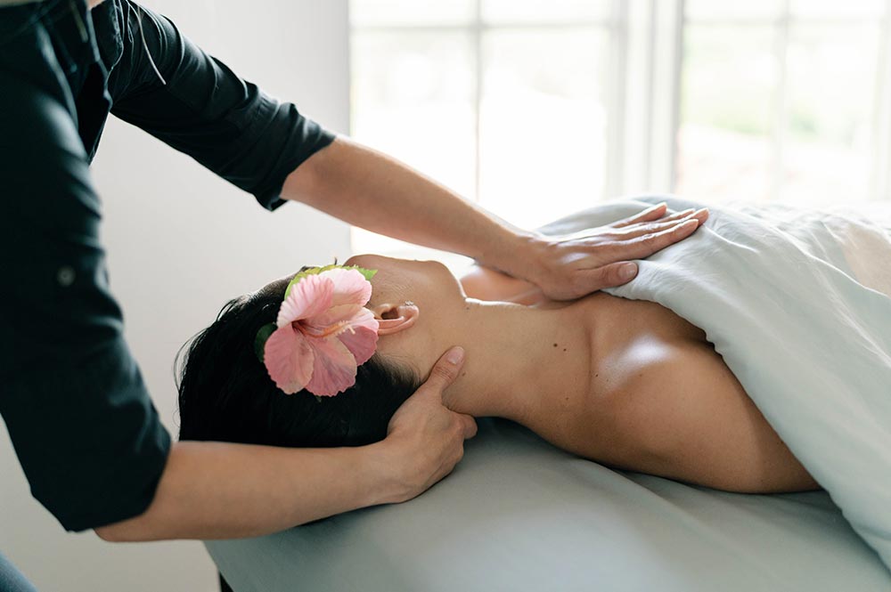Biltmore Hotel Miami-Coral Gables Spa Massage Girl with Flower